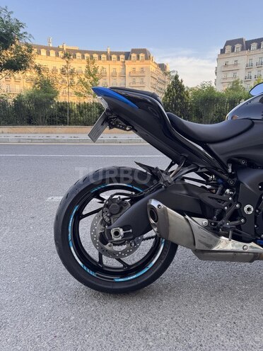 Suzuki GSX-S1000-9