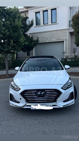 Hyundai Sonata-1