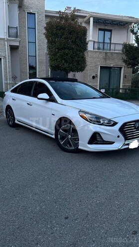 Hyundai Sonata-2