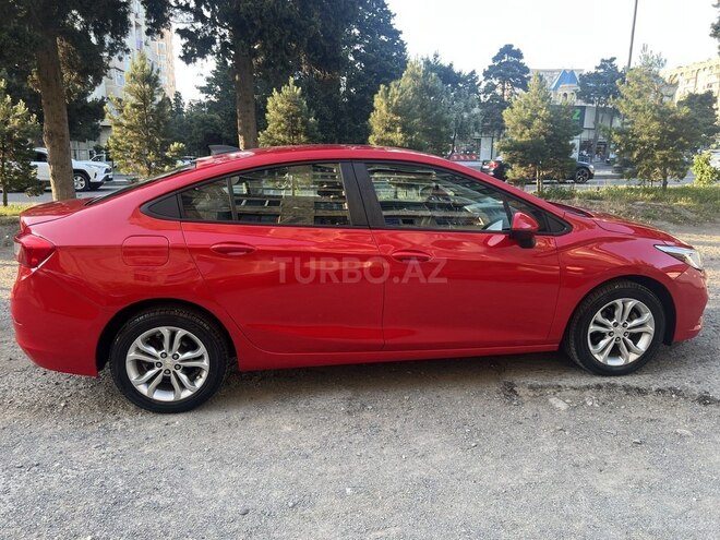 Chevrolet Cruze-4