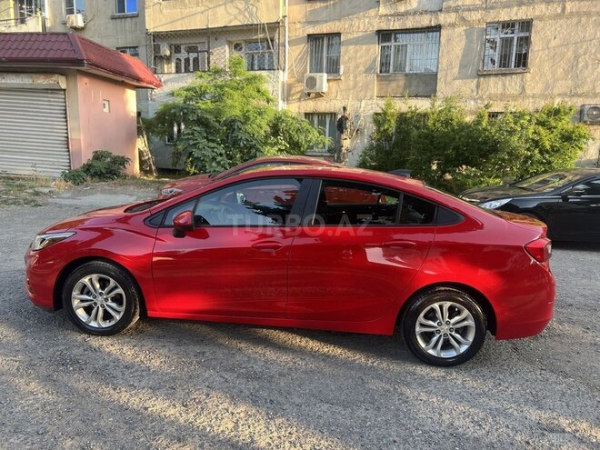 Chevrolet Cruze-14