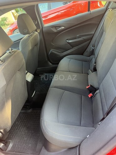 Chevrolet Cruze-6