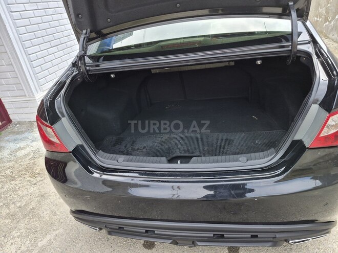 Hyundai Sonata-4