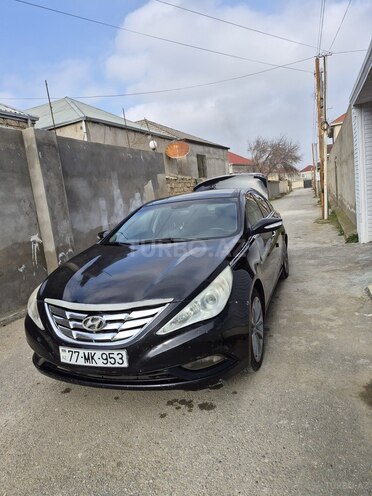 Hyundai Sonata-1