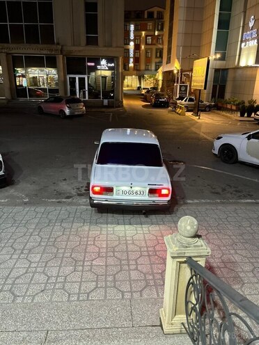 LADA (VAZ) 2107-5