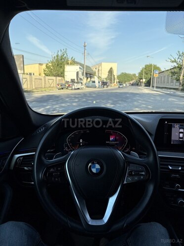 BMW 530-9