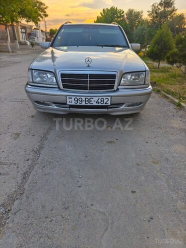 Mercedes C 220-8