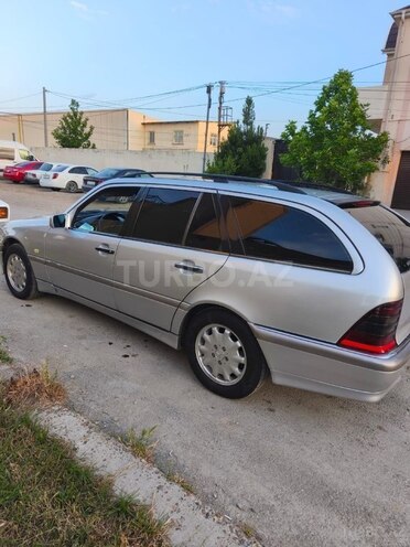 Mercedes C 220-7