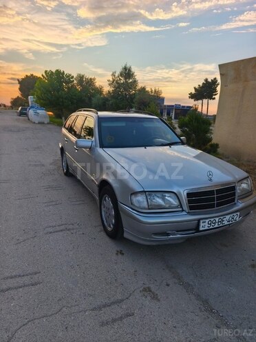 Mercedes C 220-3
