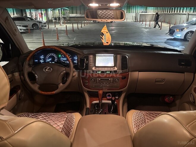 Lexus LX 470-3
