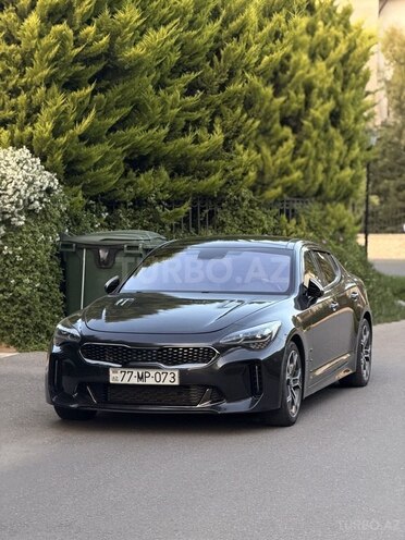 Kia Stinger-2