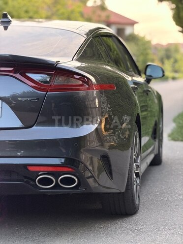 Kia Stinger-7