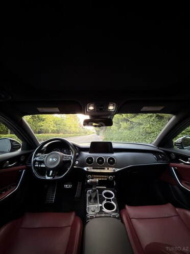 Kia Stinger-15