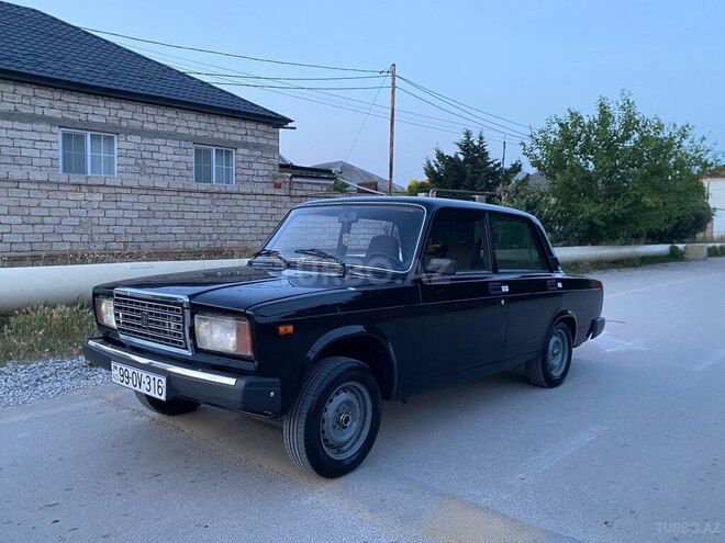 LADA (VAZ) 2107-5
