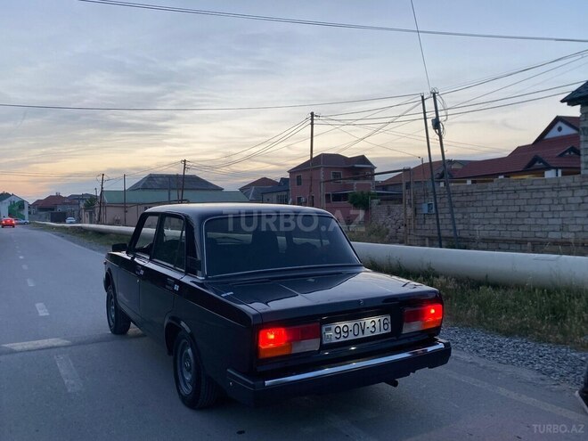 LADA (VAZ) 2107-15
