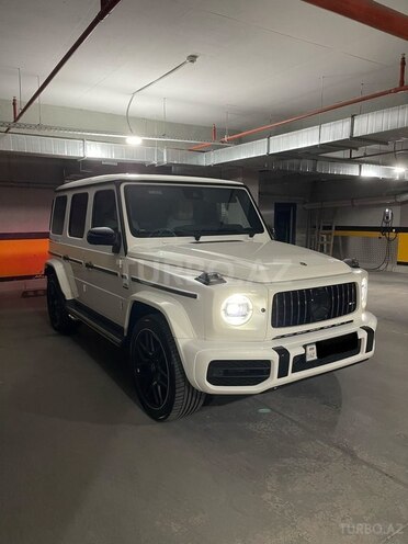 Mercedes G 400-1