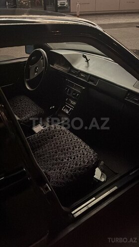 Mercedes 250 D-5