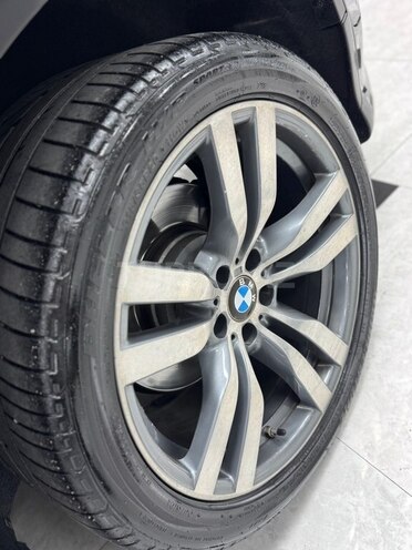 BMW X6-17