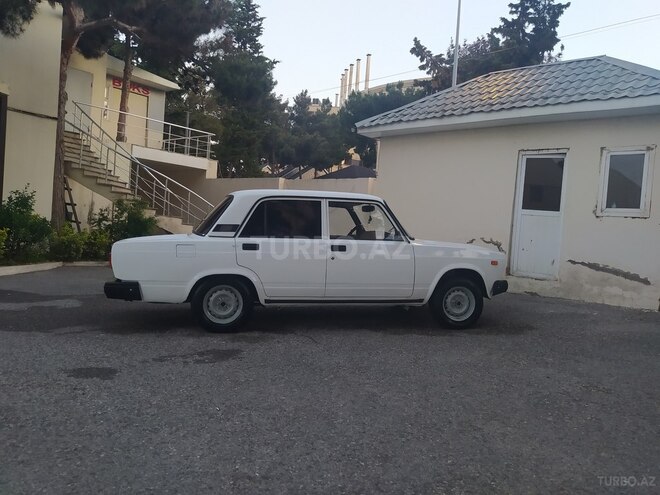 LADA (VAZ) 2107-10