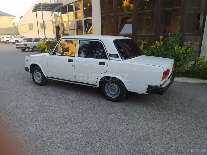 LADA (VAZ) 2107-8