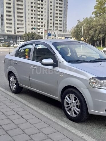 Chevrolet Aveo-2