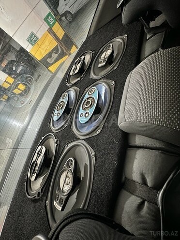 Chevrolet Aveo-12