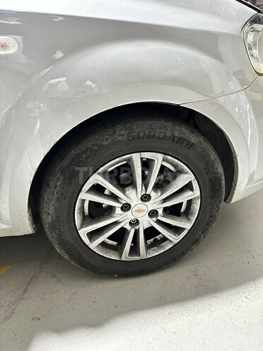 Chevrolet Aveo-17