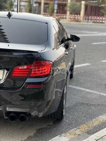 BMW M5-8
