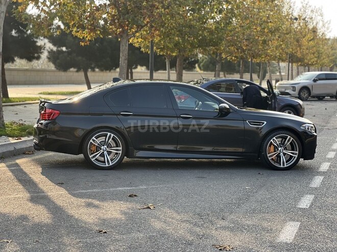 BMW M5-2