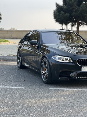 BMW M5-3