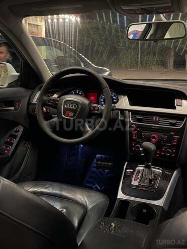 Audi A4-10