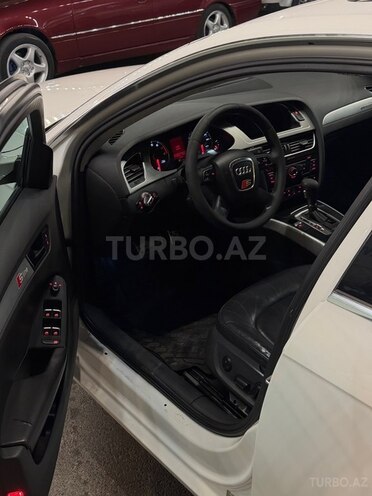 Audi A4-7