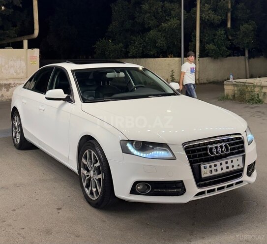 Audi A4-1