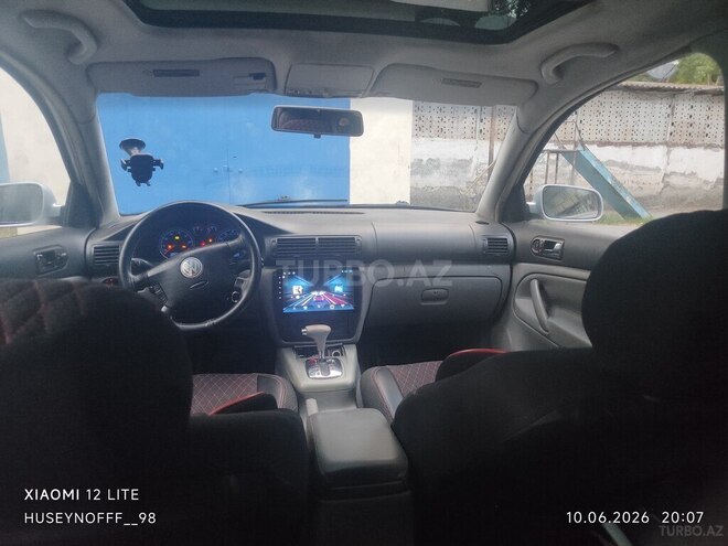Volkswagen Passat-16