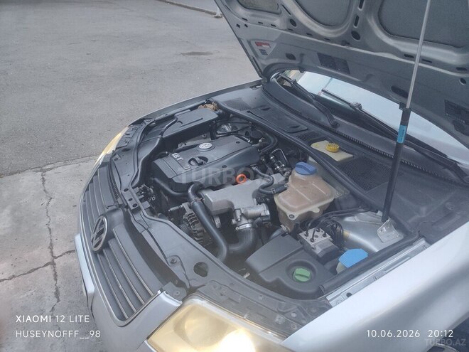 Volkswagen Passat-10