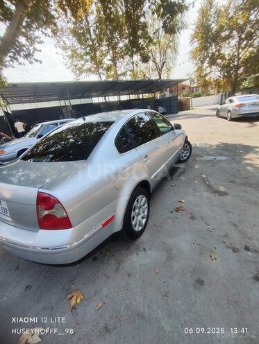 Volkswagen Passat-2