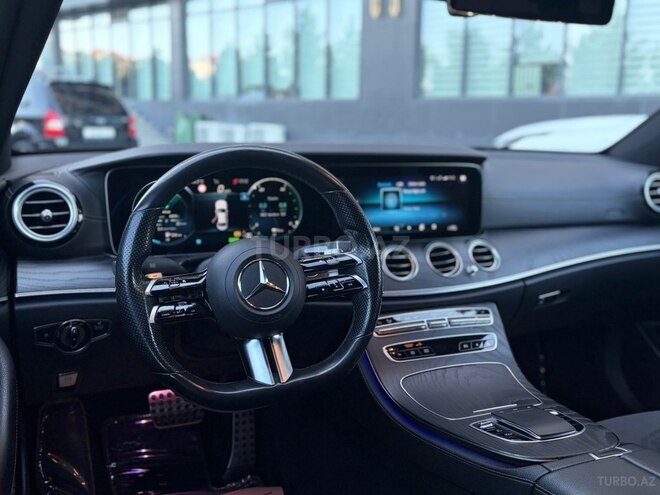 Mercedes E 300 de-15