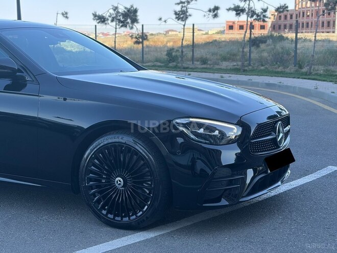 Mercedes E 300 de-3
