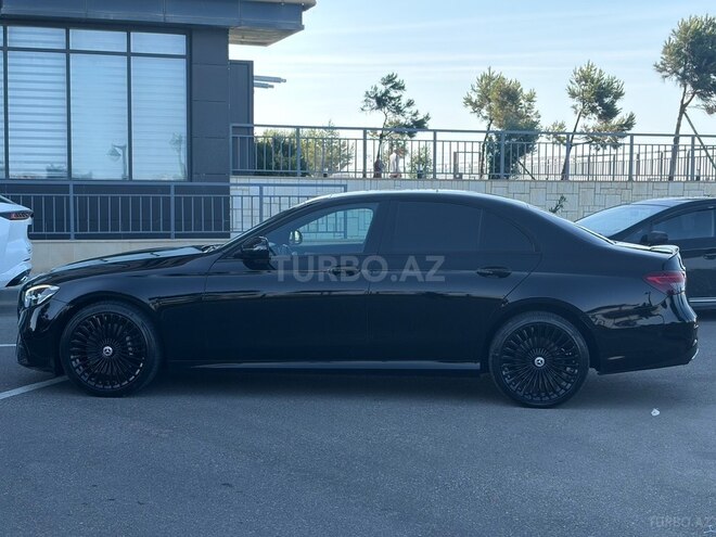 Mercedes E 300 de-8