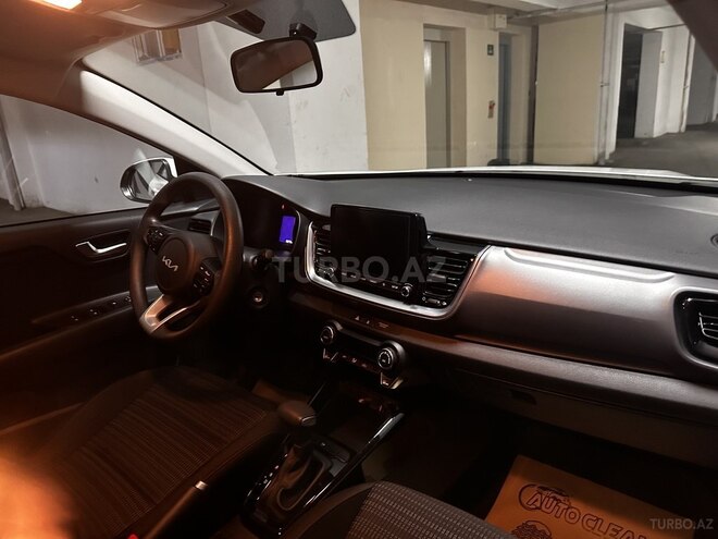Kia Stonic-5