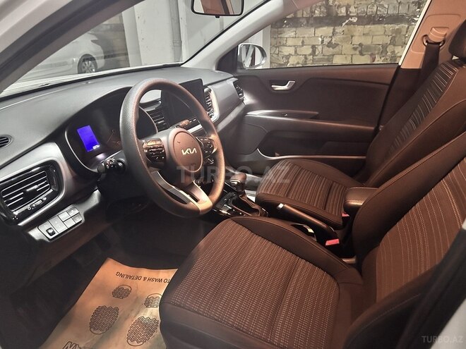 Kia Stonic-8