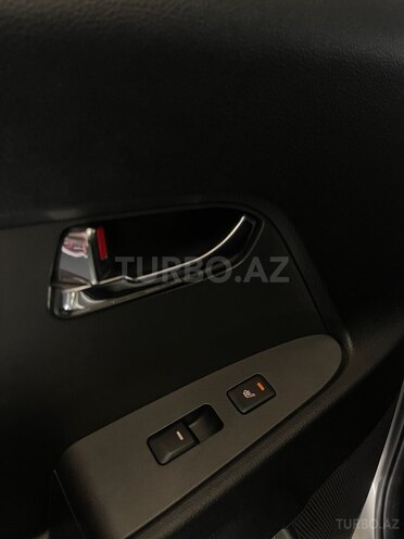 Kia Sportage-6