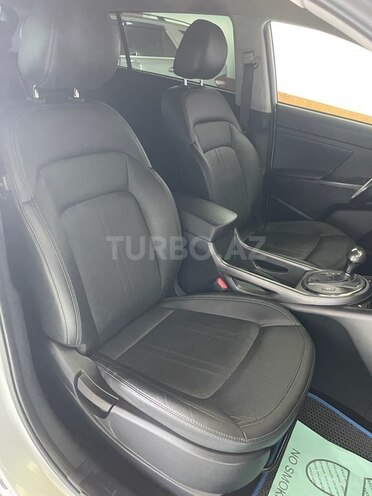 Kia Sportage-13