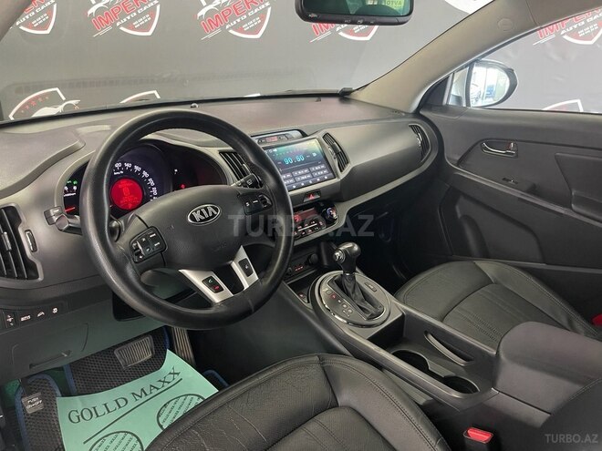 Kia Sportage-12