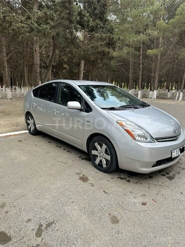 Toyota Prius-1