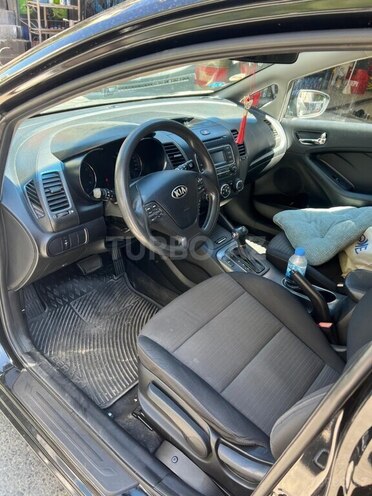 Kia Cerato-11