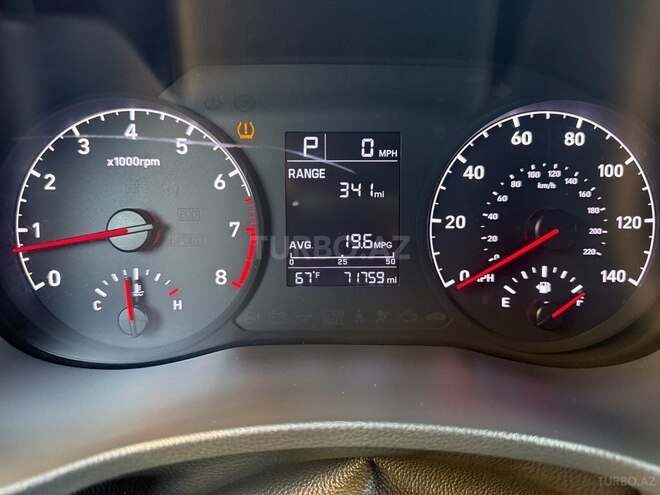 Hyundai Accent-3
