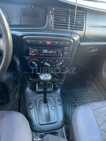 Opel Vectra-6