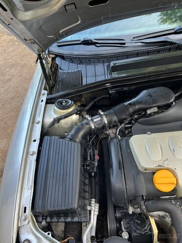 Opel Vectra-5