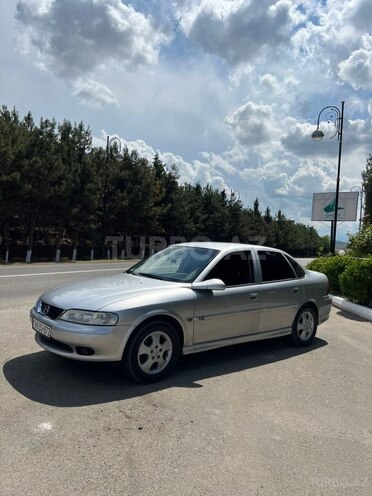 Opel Vectra-21